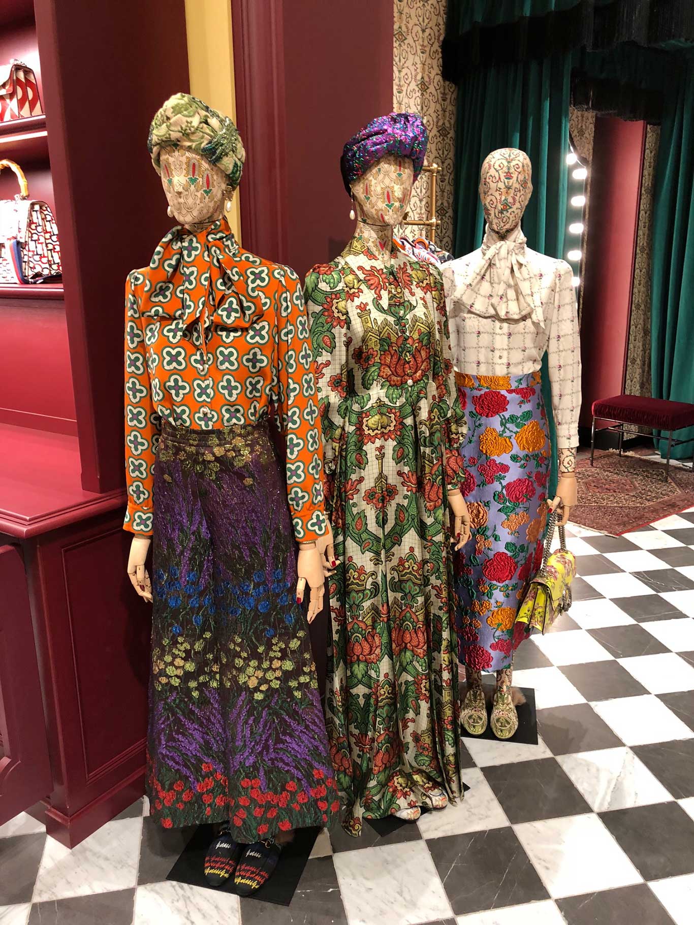 Die neuesten Modelle der Gucci&nbsp;Prêt-à-porter Kollektion im Gucci Museum.&nbsp;