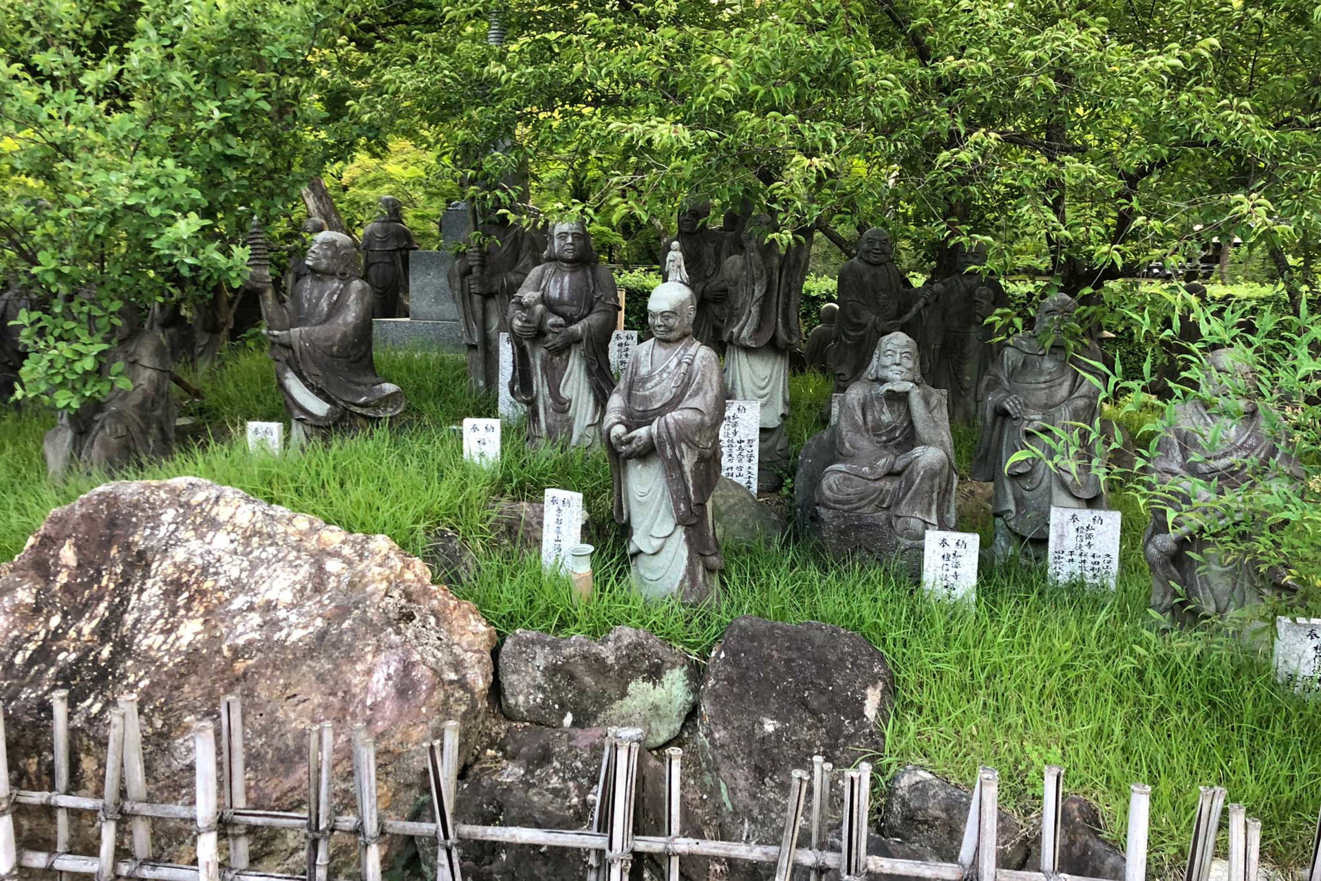 Religiöse Statuen in Kyoto.&nbsp;