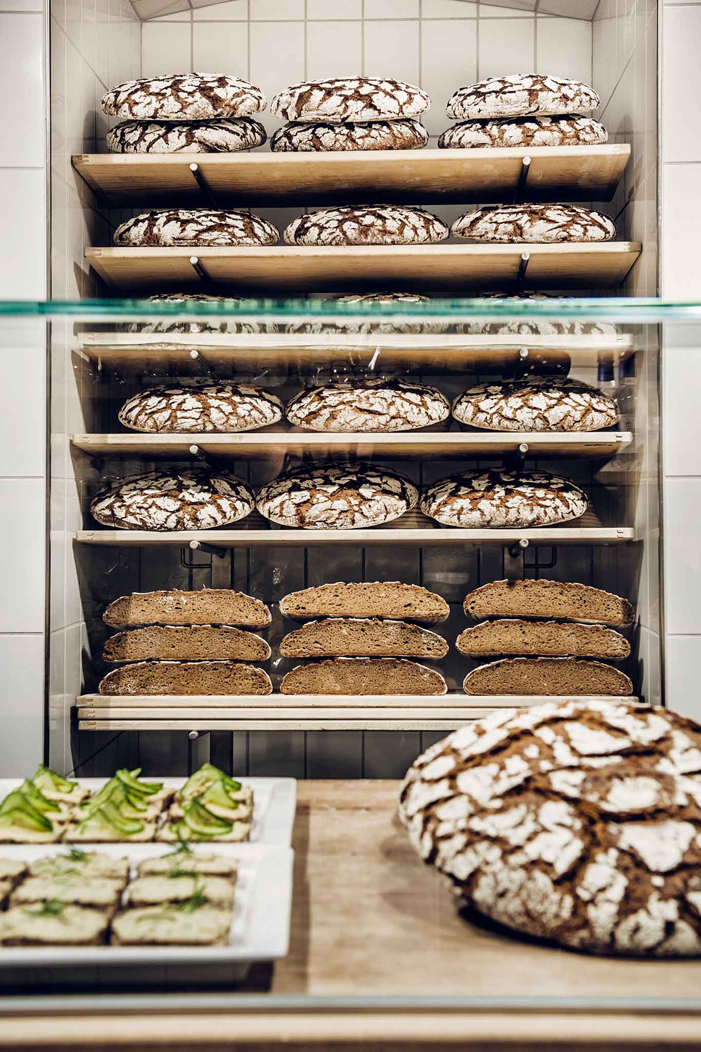 Brot ist eines der ursprünglichsten Lebensmittel. Dass es heute in einem Lifestyle-Segment angekommen ist, könnte der Qualität einer ganzen Branche von Nutzen sein.&nbsp;martinauer.at