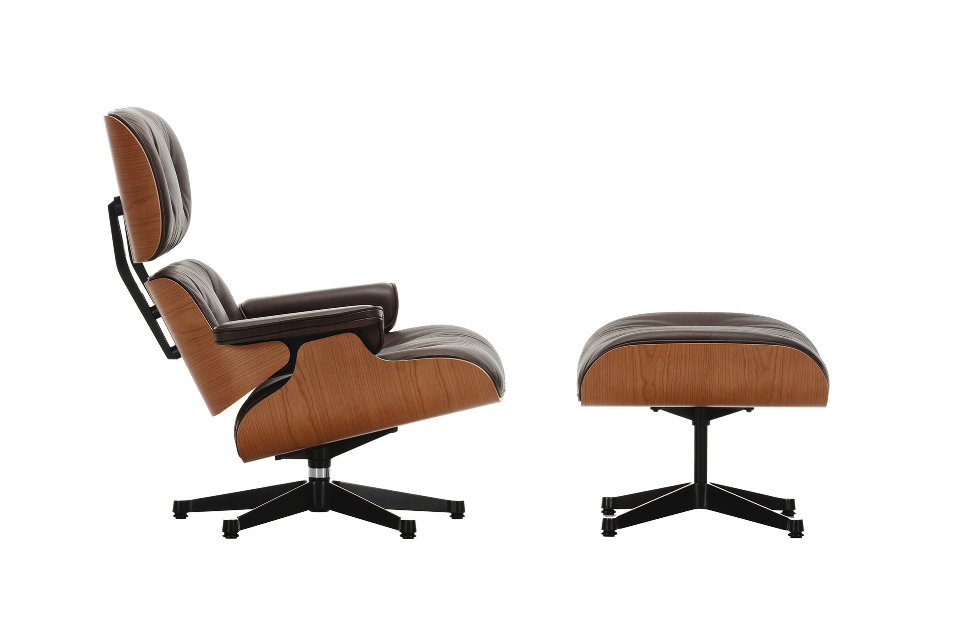 Der »Lounge Chair« ist ein Statement für guten Geschmack und Gemütlichkeit. vitra.com