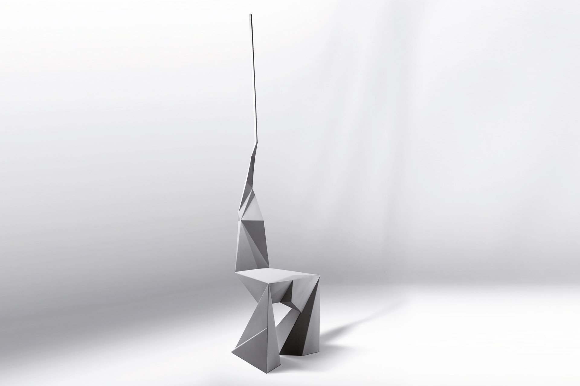 Neue Stimmen: Der 2017 verstorbene Kossi Aguessy gilt als Design-Star aus Afrika, sein »Useless Tool Chair« steht bereits in der Sammlung des MoMA. saatchiart.com