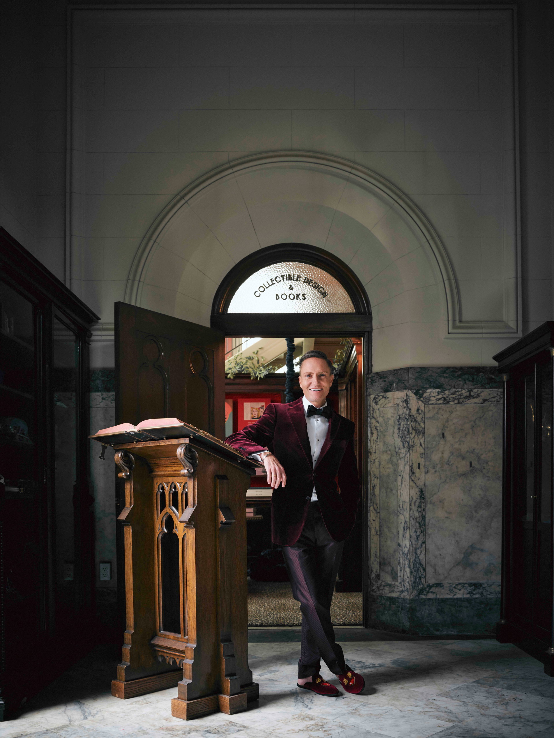 Très chic!:&nbsp;Ken Fulk im Entree von St. Joseph’s im Dinner-Jacket von Dolce &amp; Gabbana.