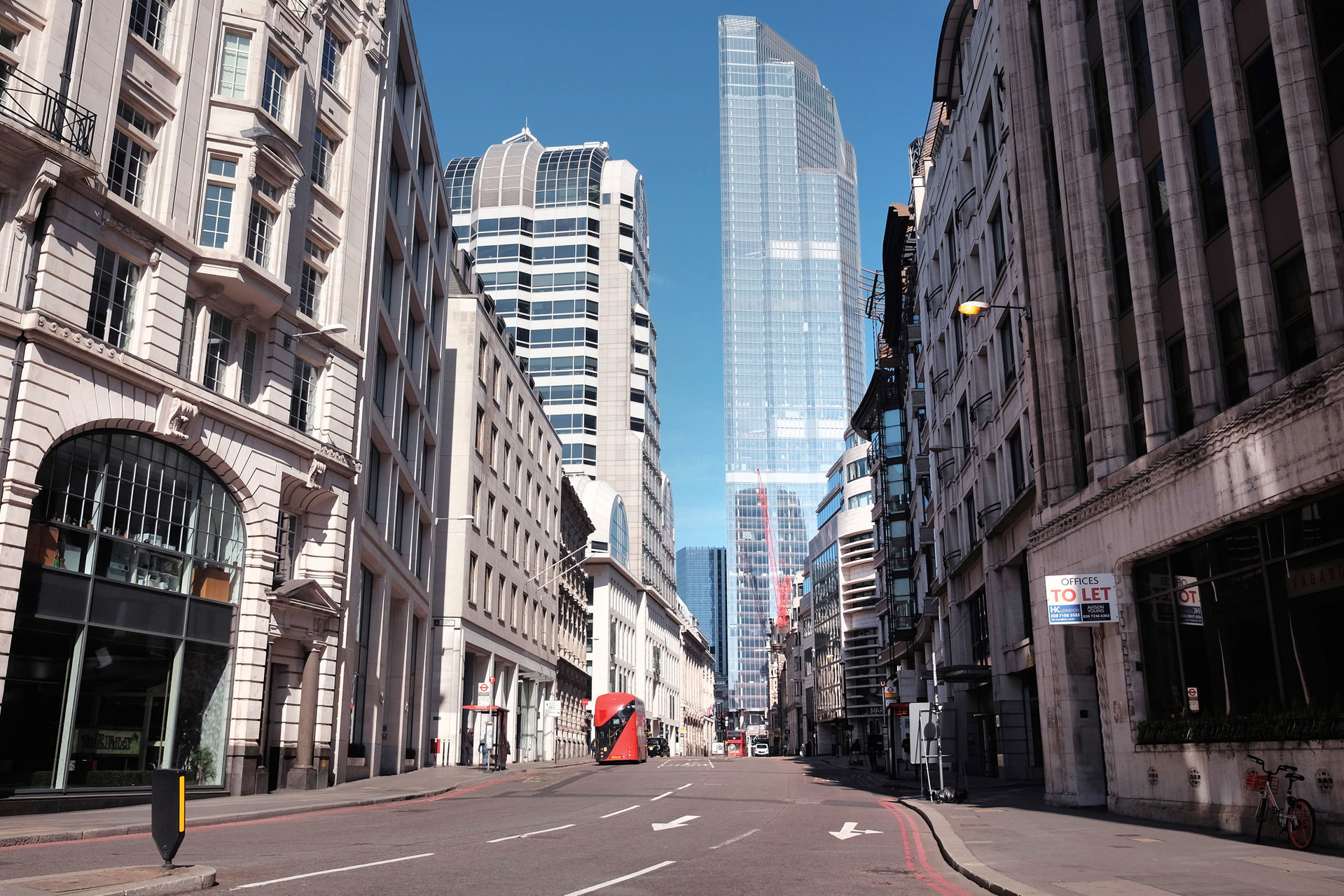 Gähnende Leere im Financial Center: Bislang haben rund 250.000 Londoner die City verlassen. Für 2021 prognostiziert Hamptons International für Londoner Immobilien sogar eine Wertminderung um ein Prozent.&nbsp;