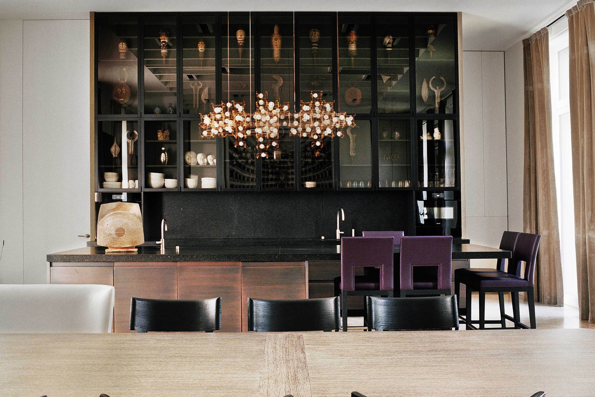 Modernist Townhouse in Paris