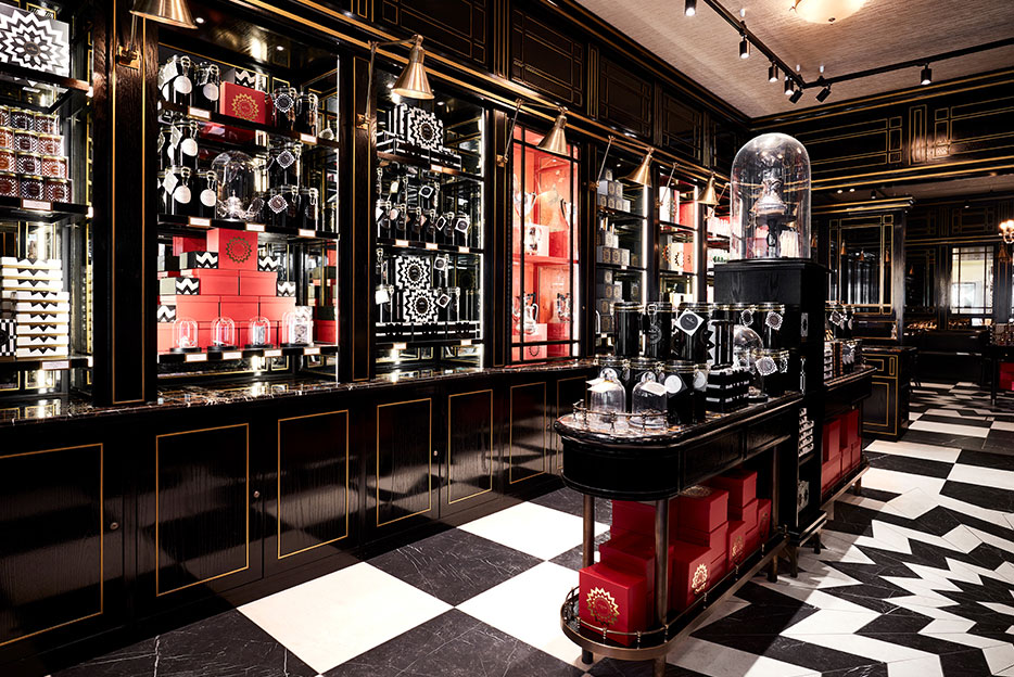 Café Wolseley Counter - Bicester Village