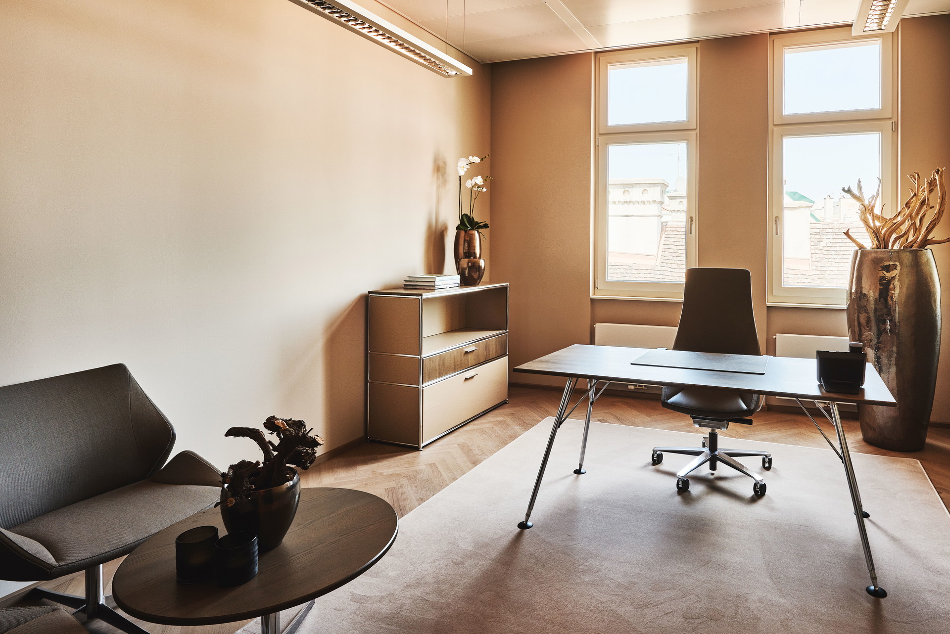 Gut gebucht: Beim Anbieter von flexiblen Büroflächen im Goldenen Quartier in Wien ist von einem Einbruch nicht viel zu spüren. Das Betreiberunternehmen würde am liebsten einen zweiten und dritten Standort eröffnen, sofern sich geeignete, hoch-wertige Immobilien finden. ubc-collection.com