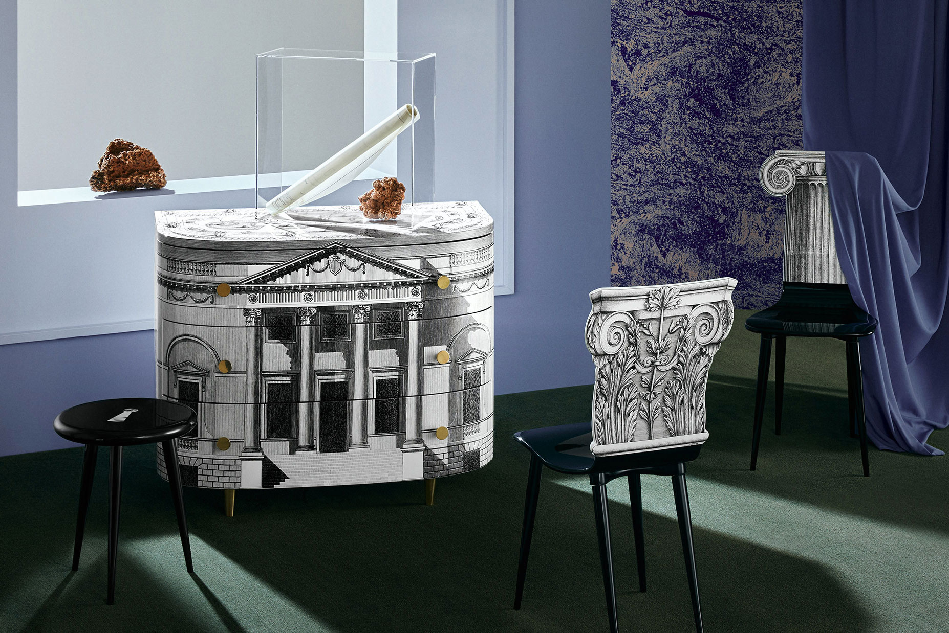 Neoklassizismus: Fornasetti zelebriert die italienische Kunstgeschichte mit der der neuen Kommode »Palladiana«.&nbsp;fornasetti.com