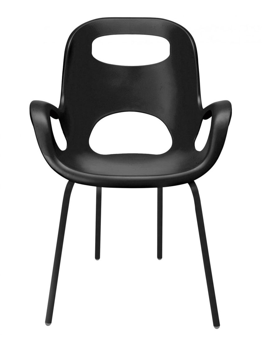 Nimm Platz: Stabil, bequem, in- und outdoor-tauglich: der »Oh Chair« von Karim Rashid.&nbsp;