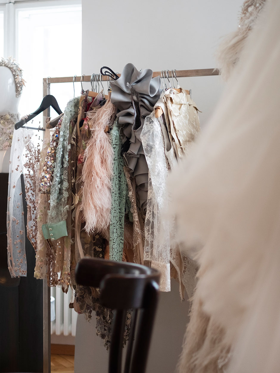 Fashion-Feeling:&nbsp;Ein Kleiderständer hilft, den Überblick zu bewahren, damit man sich daheim wie auf einer Modenschau fühlen kann.&nbsp;