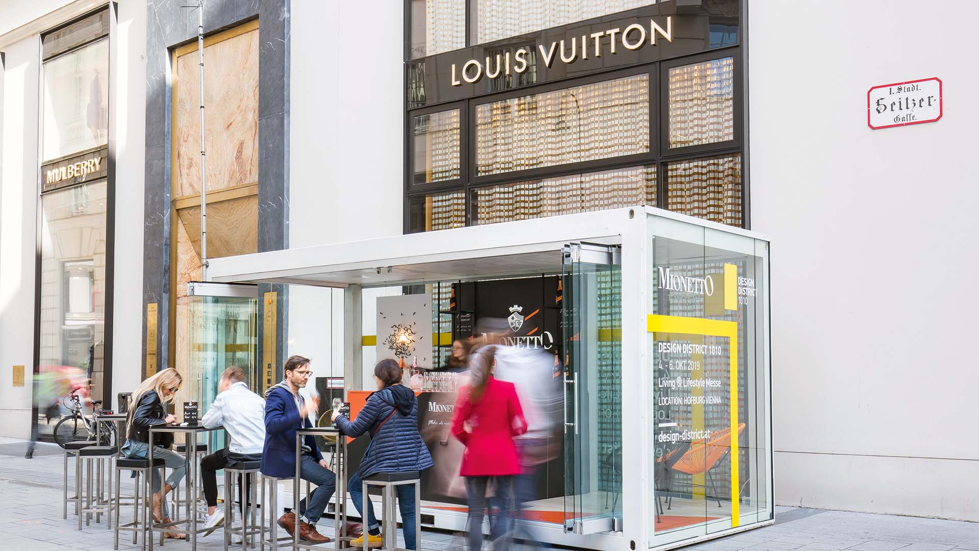 Auch heuer waren rund 50 Shops wieder gut erkennbar im markanten Gelb geschmückt und boten&nbsp;besondere Bespielungen im Rahmen der Messe.