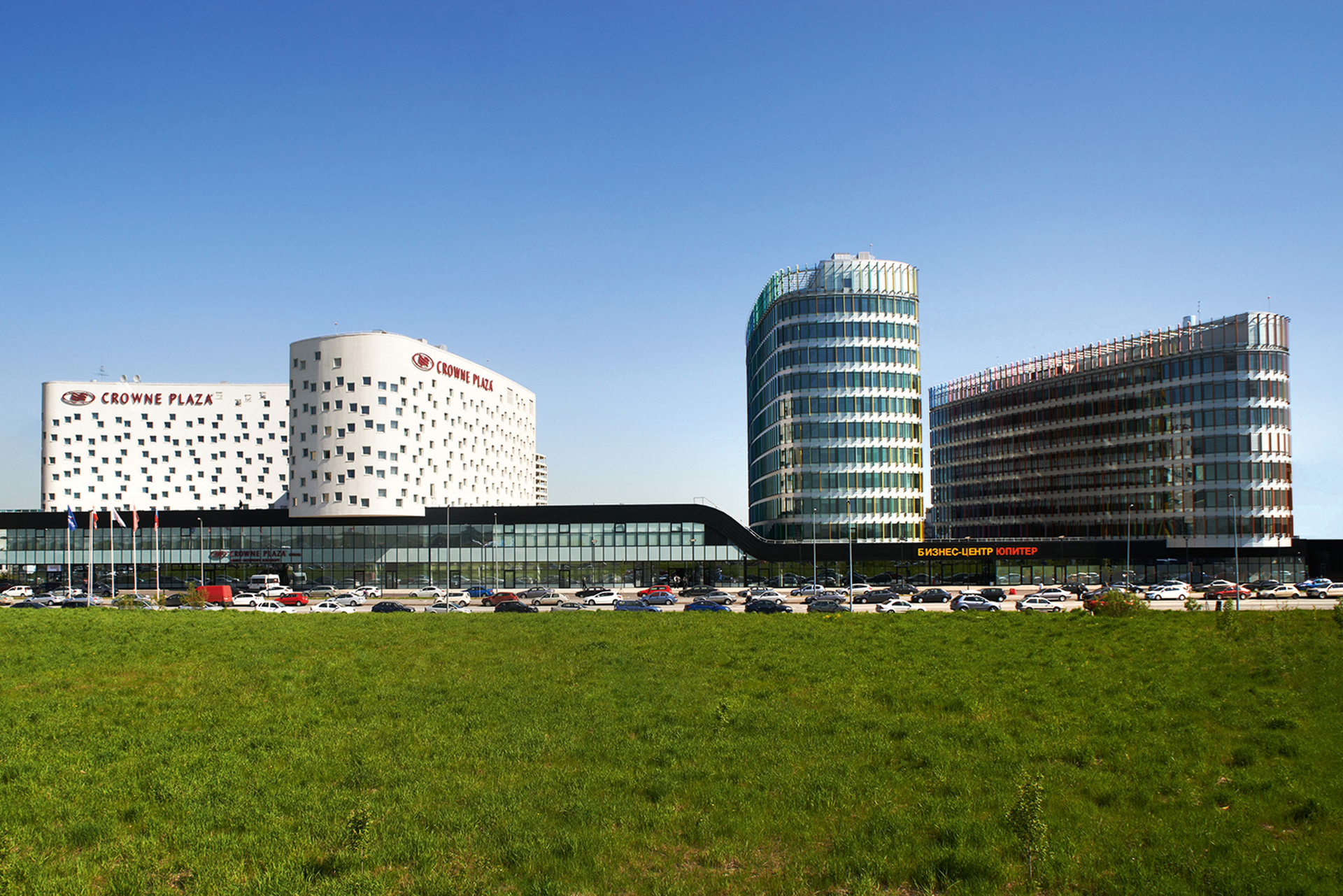 Ausgeflogen&nbsp;Die Airportcity im russischen St. Petersburg gehört dem österreichischen Investor Warimpex. Jetzt bleiben am Flughafen wegen der Sanktionen viele Fluggäste aus.