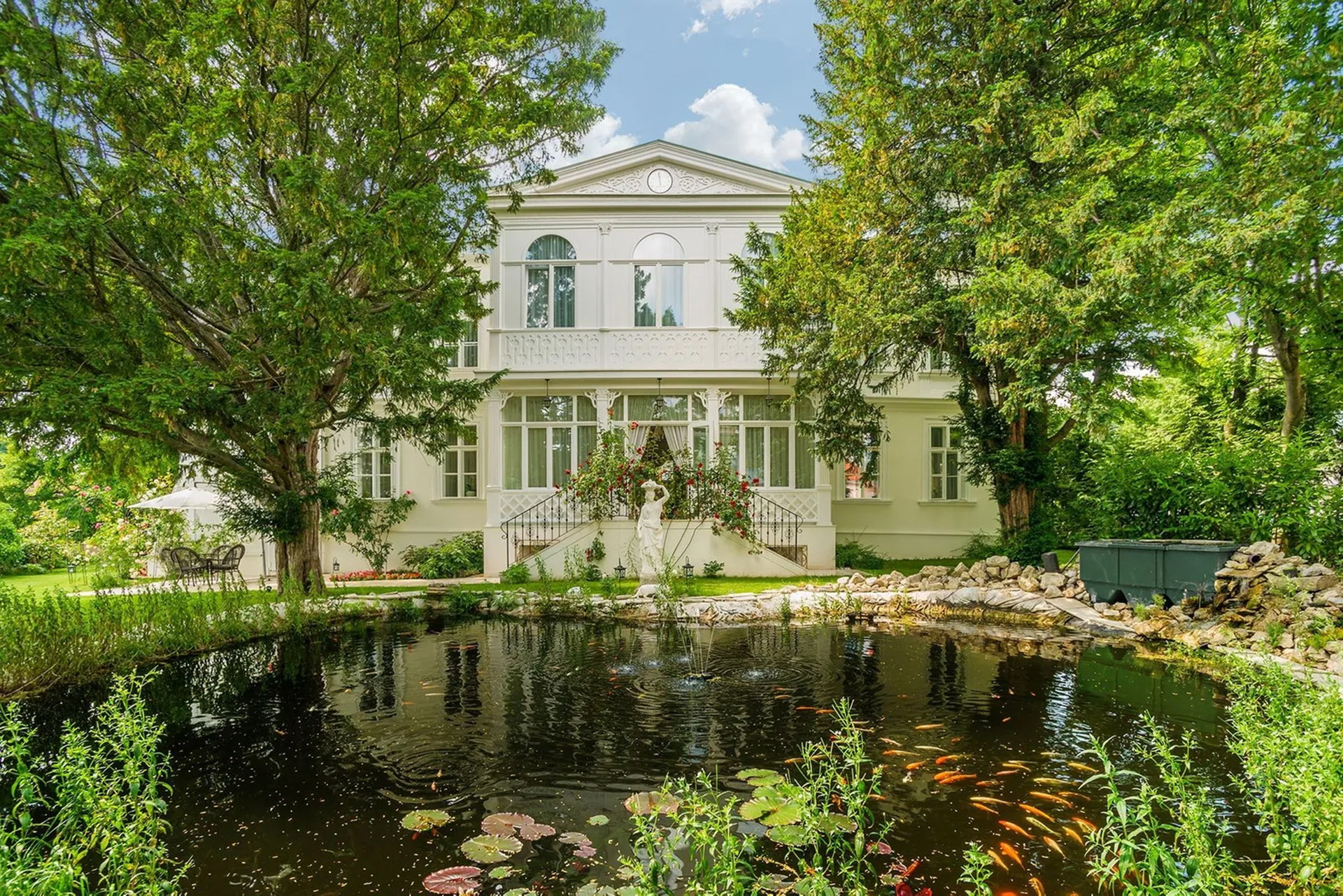 Baden, Niederösterreich, 2500 Zur Liegenschaft