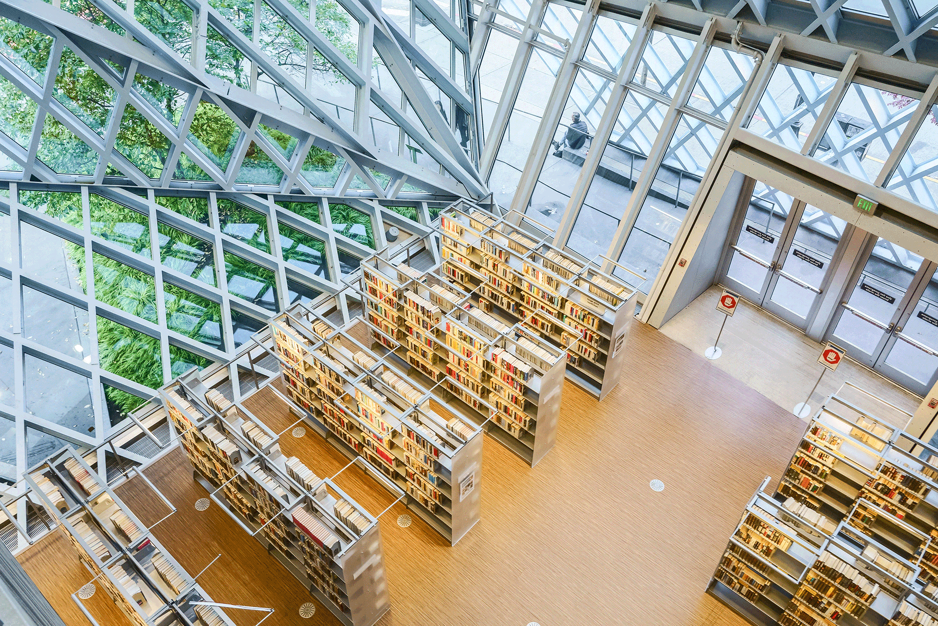 Zur Seattle Public Library spl.org