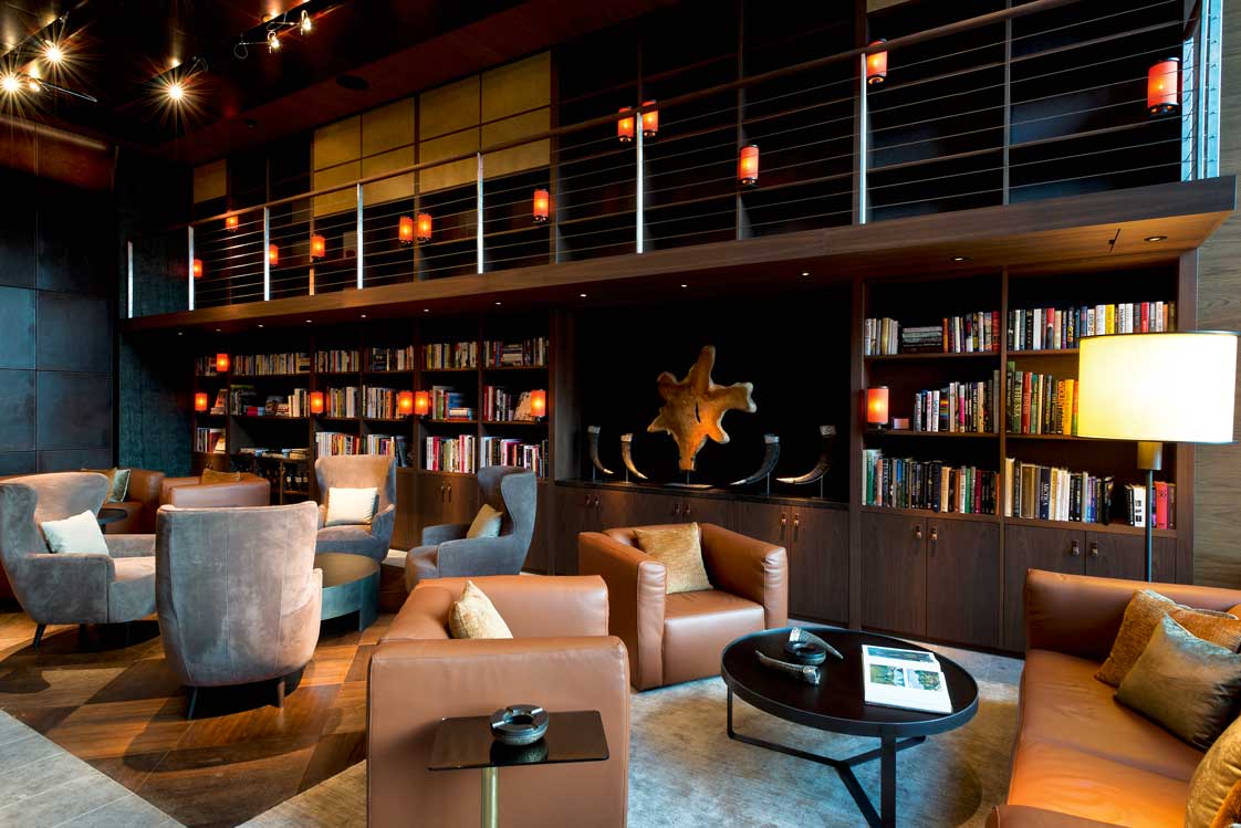 Exklusiv Die »Cigar Library« des »Chedi Andermatt« hat mit über 1.000 verschiedenen Exemplaren die größte Zigarrenauswahl weltweit.