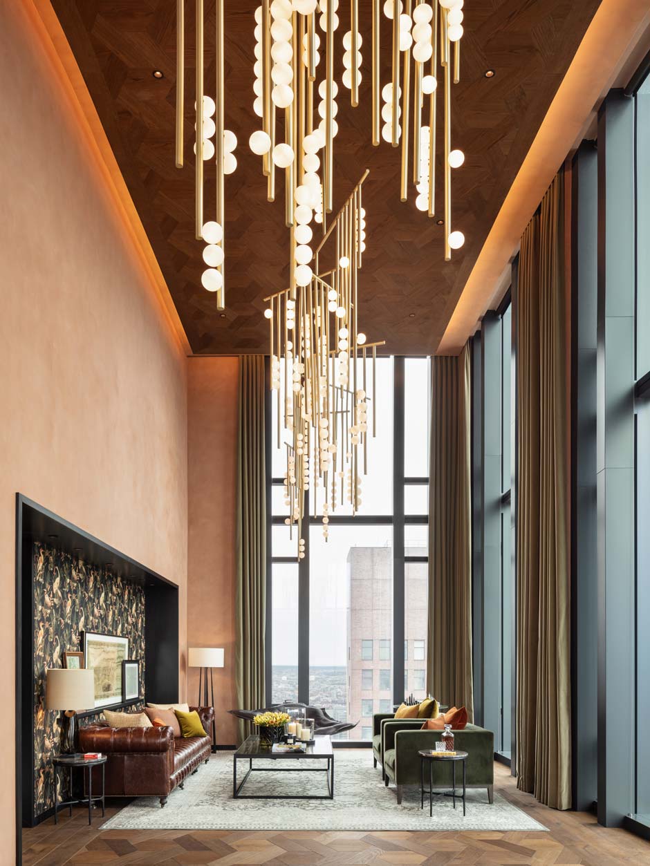 Urban&nbsp;Mitten in Manhattan gestaltete Andrin Schweizer aus zwei ehemaligen Wohnungen ein spektakuläres Penthouse.