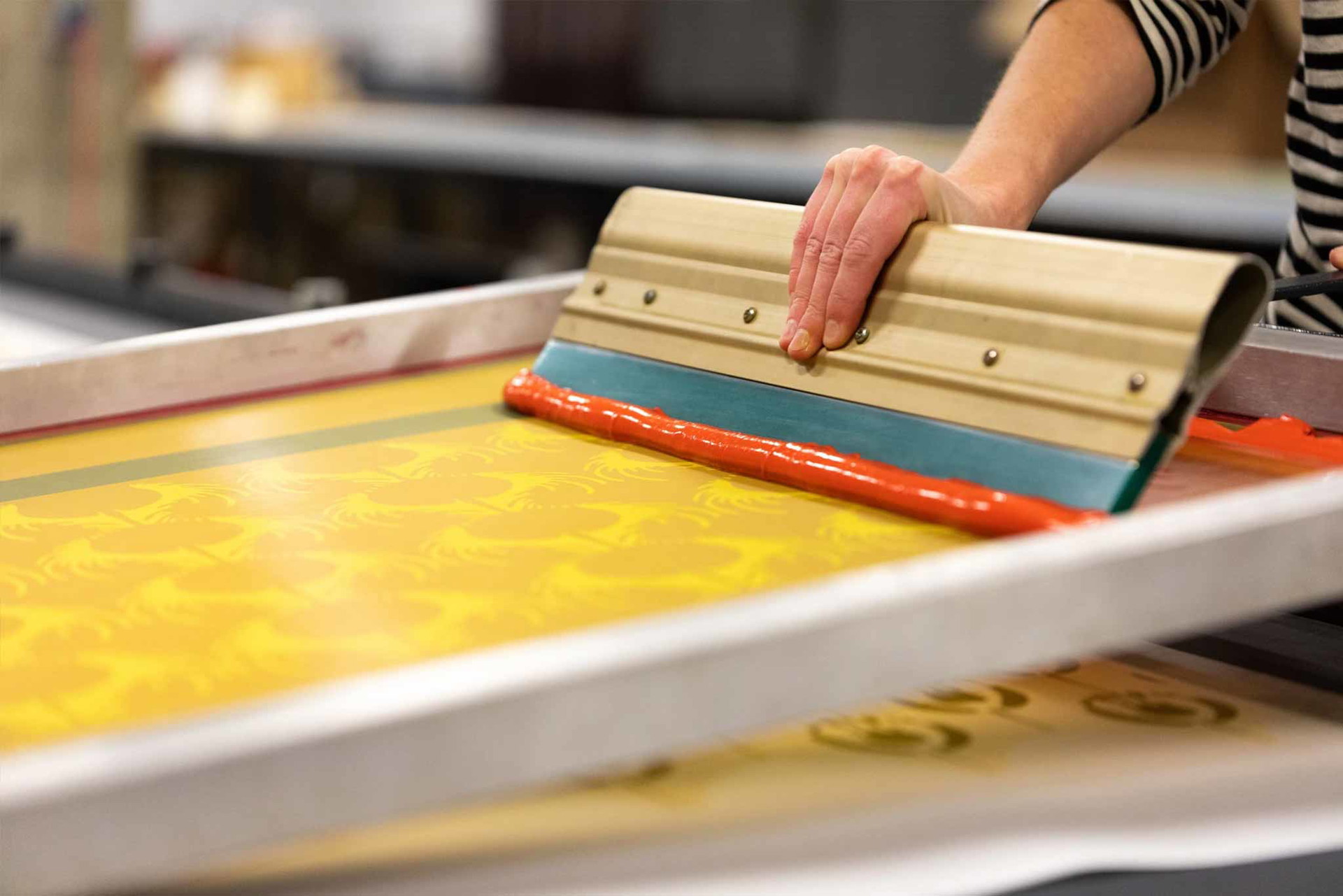 Zeuxis und Parrhasius schaffen eine Verbindung zwischen&nbsp;individueller Kunstfertigkeit und&nbsp;traditionellem Handwerk.