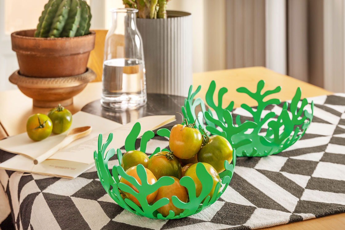 Die Schale »Mediterraneo« in Algenform stammt von Designerin Emma Silvestris für alessi.com