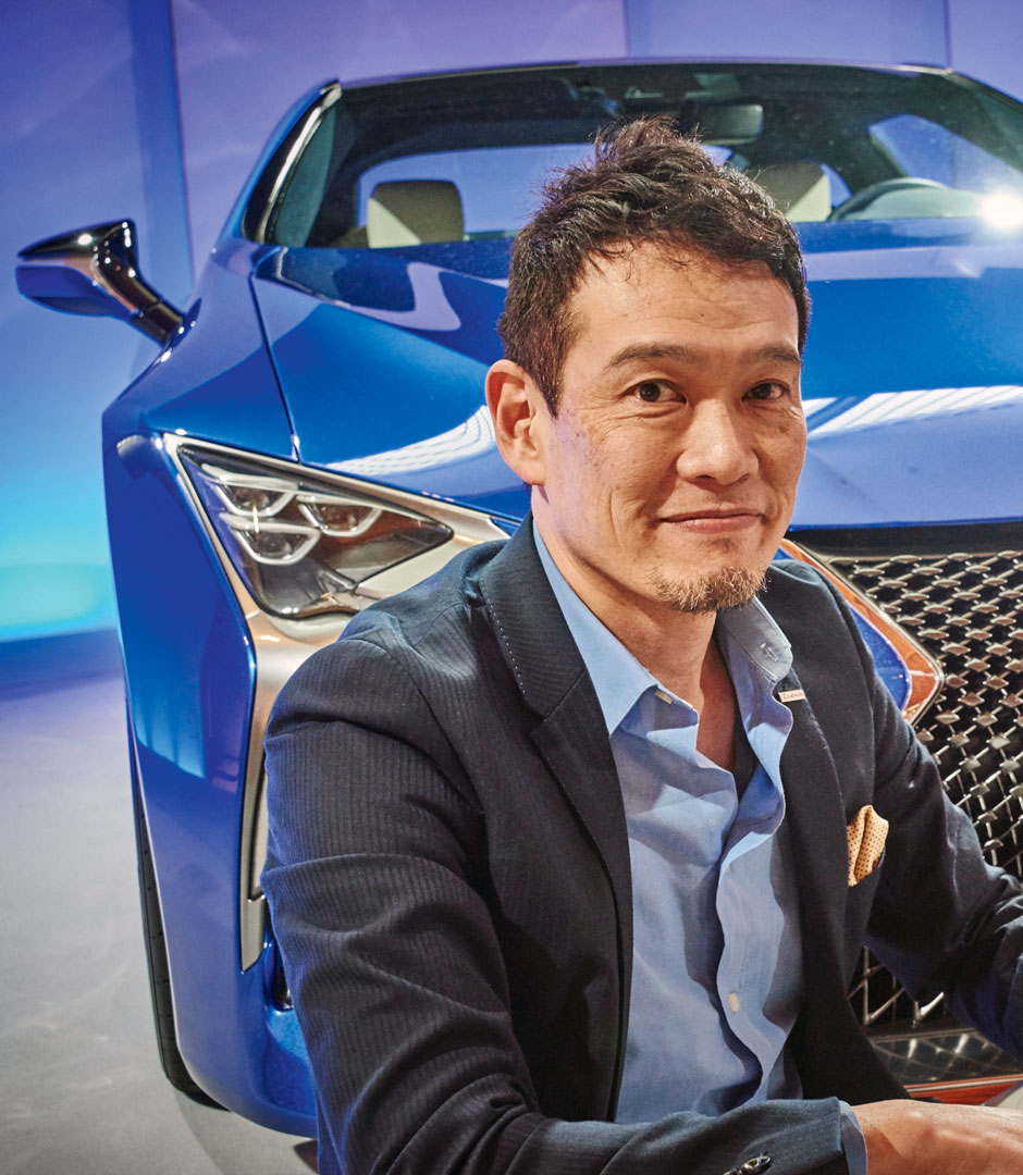 Lexus / Tadao mori&nbsp;Nicht weniger als das »schönste Cabrio der Welt« wollte Chefdesigner Tadao Mori mit dem »Lexus LC« schaffen. Dafür kombinierte er klassische Formen-sprache mit japanischem Minimalismus und setzte Highlights wie die drei-eckigen Heckleuchten. Der -V8 Motor mit 464&nbsp;PS tut ein Übriges&nbsp;… Übung gelungen!