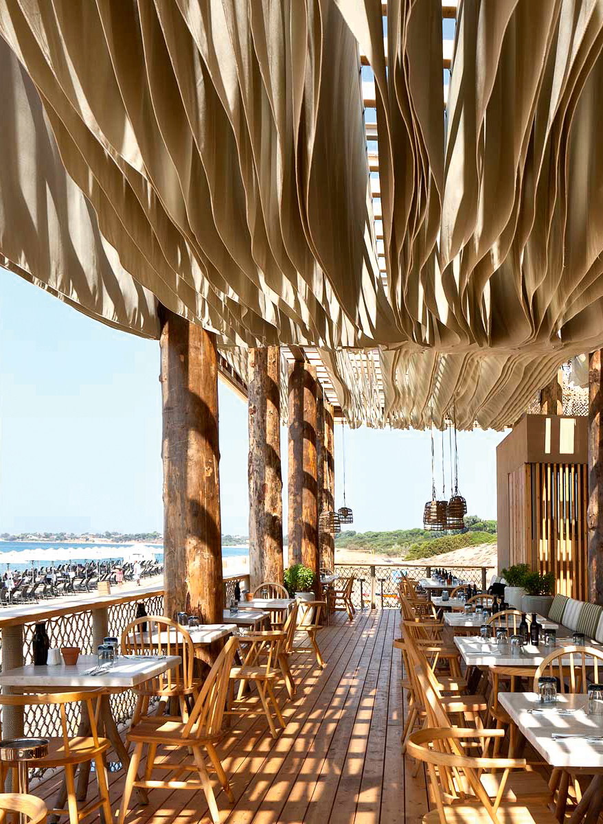 Das »Barbouni« an der Costa Navarino in Griechenland. Designt von K-STUDIIO aus Athen.