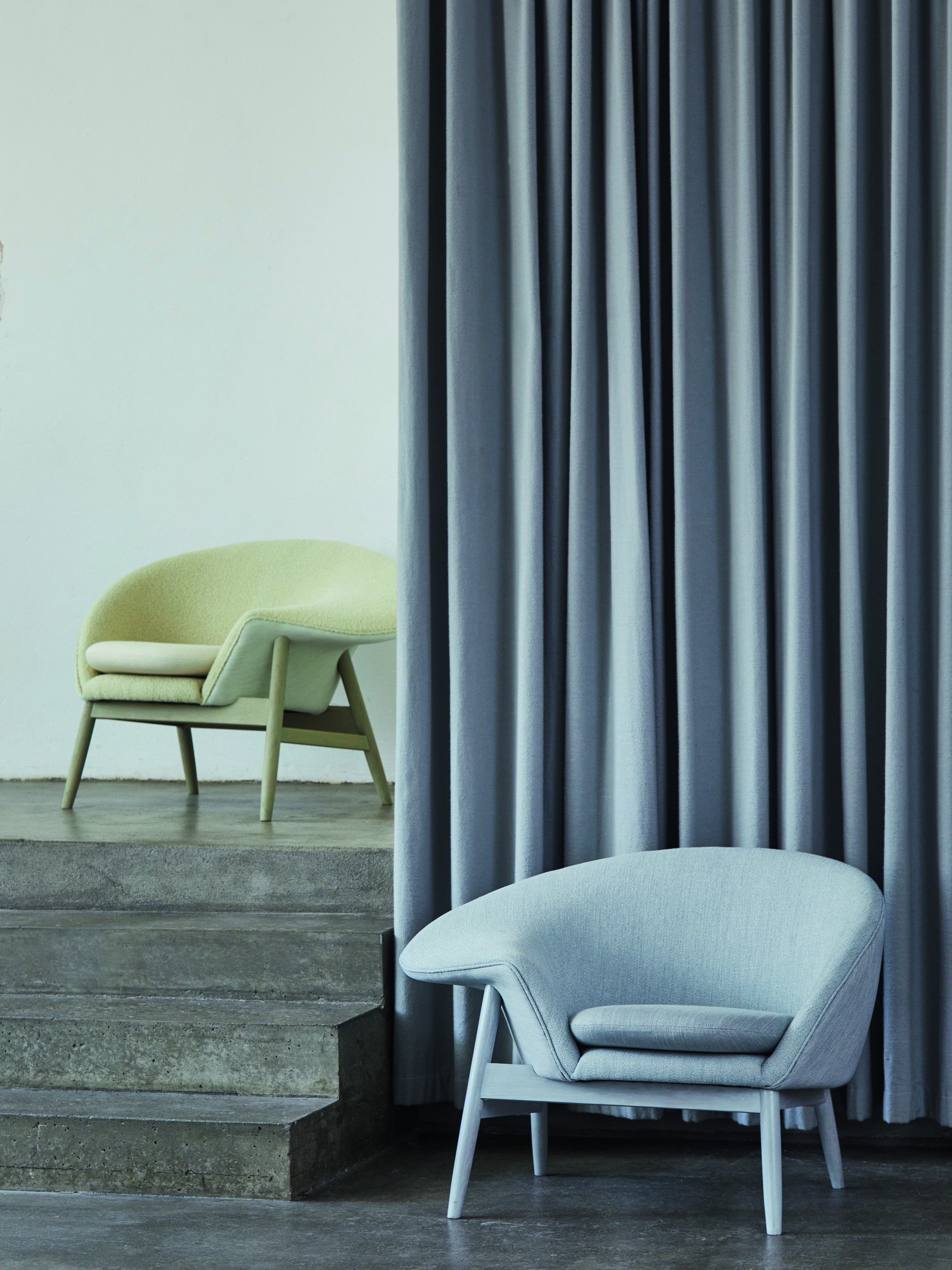 Das elegante Designerstück ist in den Farben&nbsp;»Light Blue« und&nbsp;»Sour Yellow« entstanden.