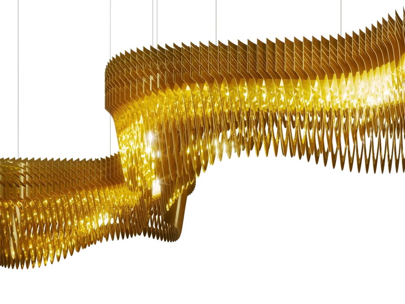 Header: Perfekte Welle&nbsp;Die Designerin Zaha Hadid hat diese modulare Version der »Aria« eigens für Slamp entworfen.