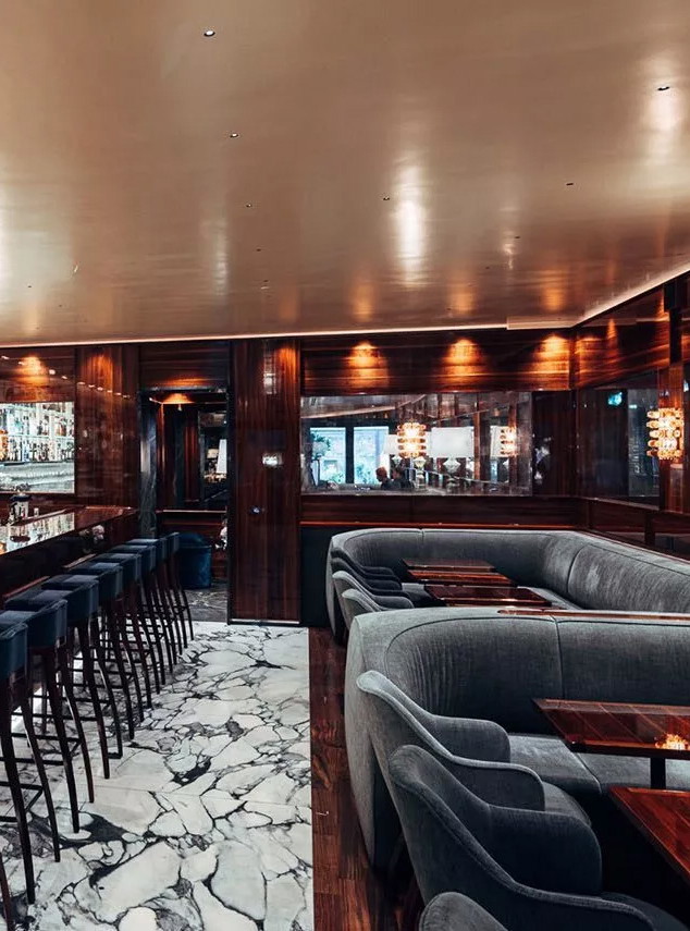 Im Fabios erwarten Sie italienische Küche und Signature Drinks.