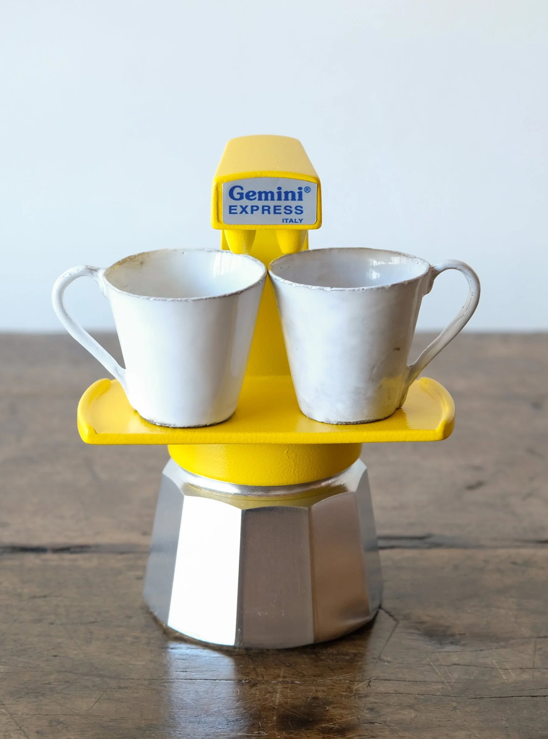 Der Espresso Maker von Gemini Express ist in vielen verschiedenen Farben erhältlich.