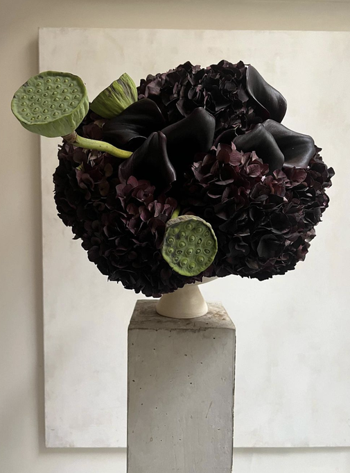 Auch der Blumenschmuck darf an Silvester extravagant ausfallen.