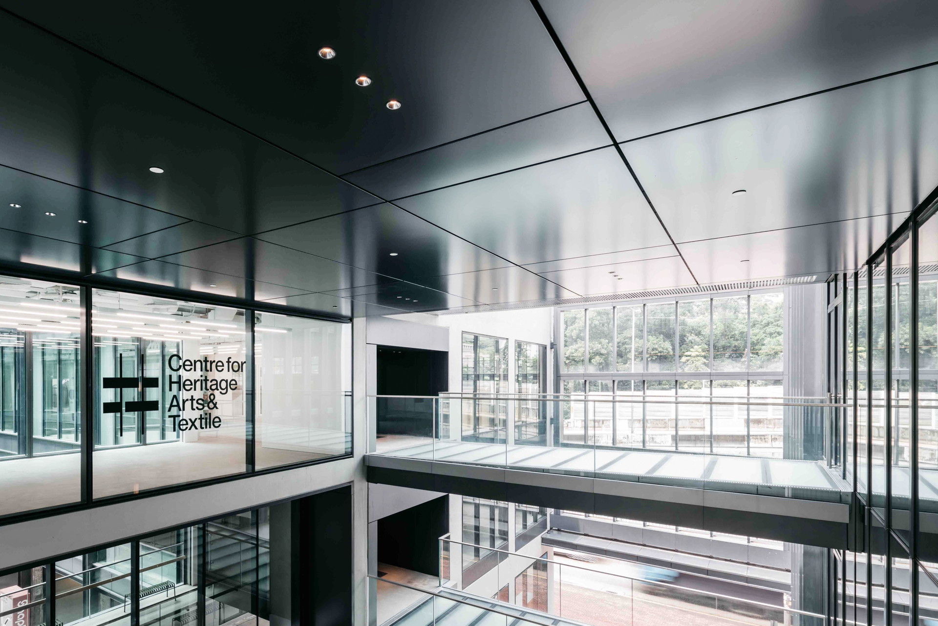 Textile Reflexionen: Das Centre for Heritage 
Art &amp; Textile (CHAT) im 
Norden Hongkongs.
