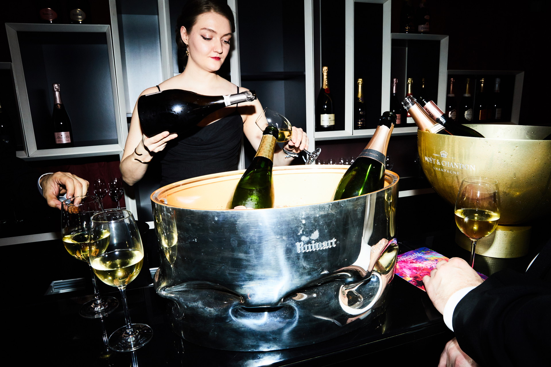 Edle Champagner wurden per Glas im Falstaff-Champagner Salon ausgeschenkt.