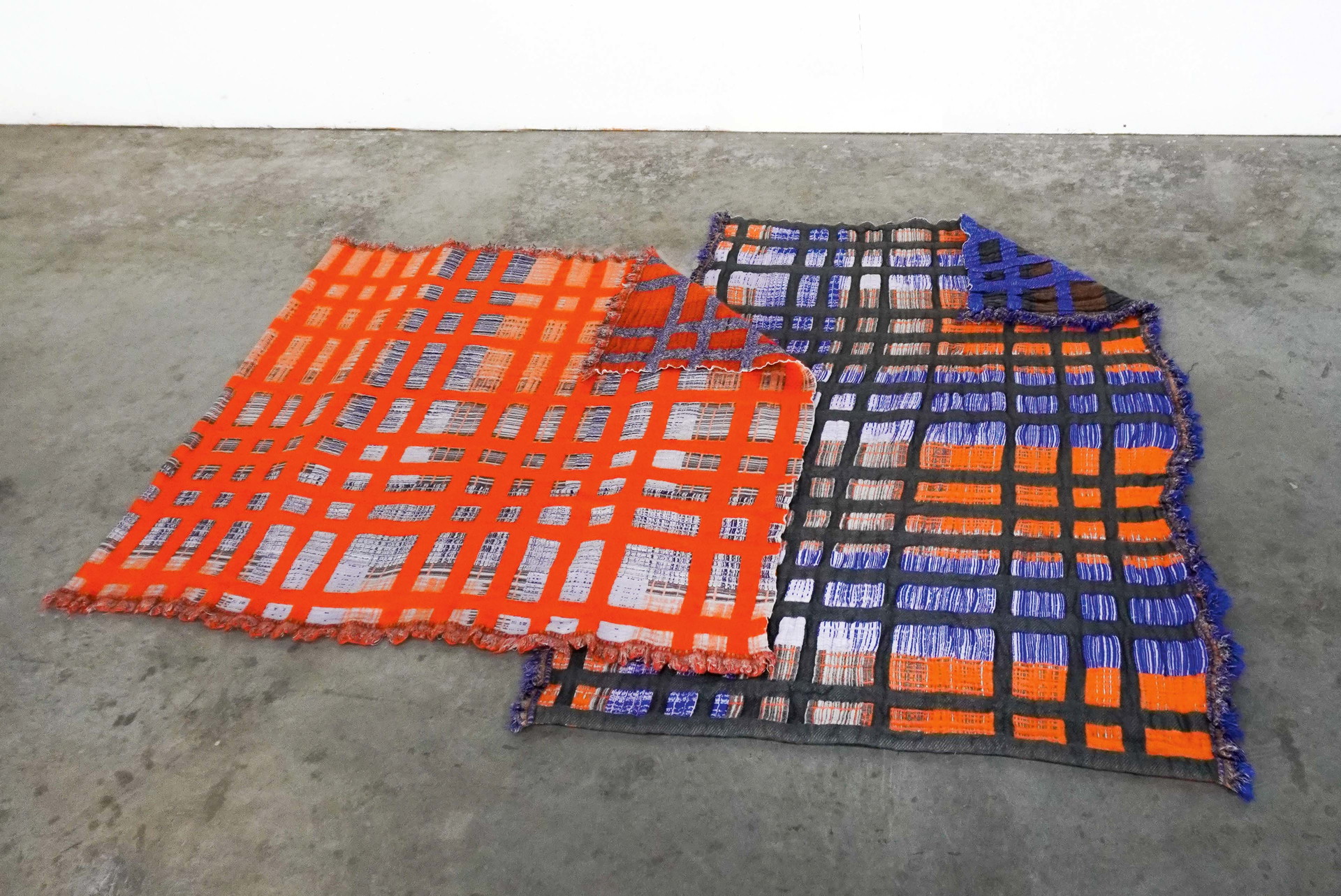 Geometrische Formen.
Starke Farben und grafische Muster im Jacquardstil sind 
typisch für Teppichdesignerin Emma Terweduwe.