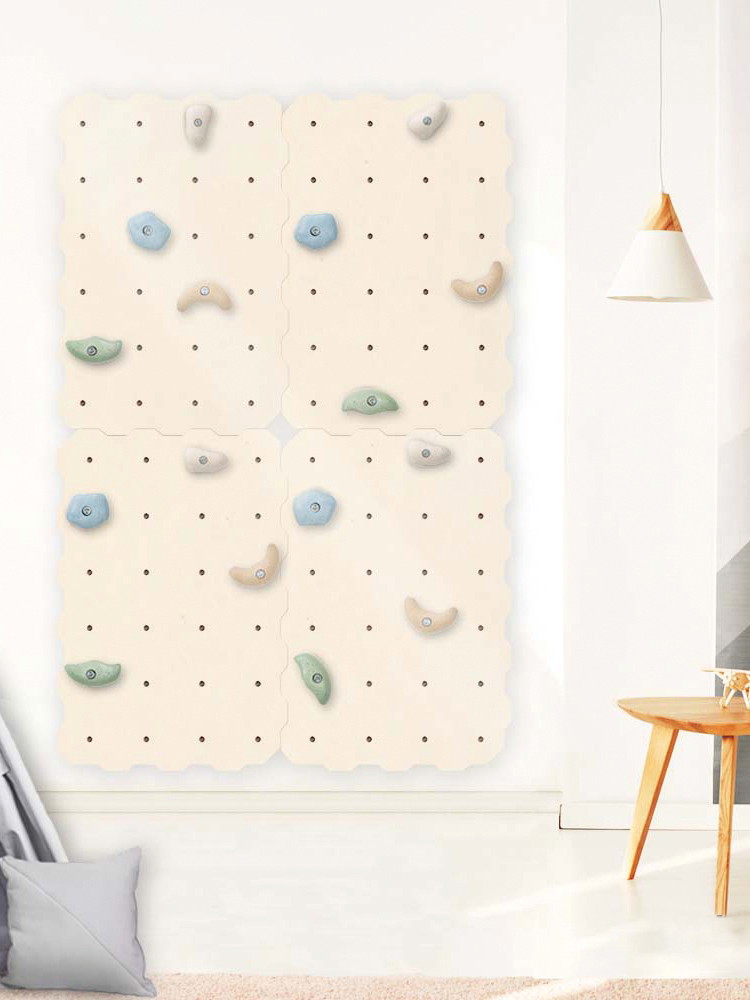 Hoch hinaus: An dieser Kletterwand von Mamoi gelingt der Aufstieg im Kinderzimmer spielend leicht.
mamoi.me