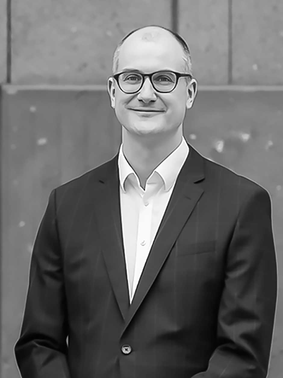 »Wer klare ›Prompts‹, also Anweisungen für die KI, 
formulieren kann, wird schnell den Nutzen der neuen Tools für sich erkennen.«
Stefan Kalt, Geschäftsführer von Justimmo