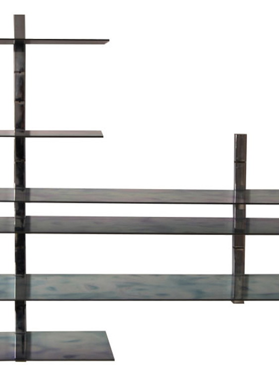 Aufgefächert (2000):
Beinahe skulptural wirkt das Regal »Thick Less«. Eine 
Arbeit für Abet Laminati, 
bei der es leider nur beim 
Prototyp geblieben ist. 
