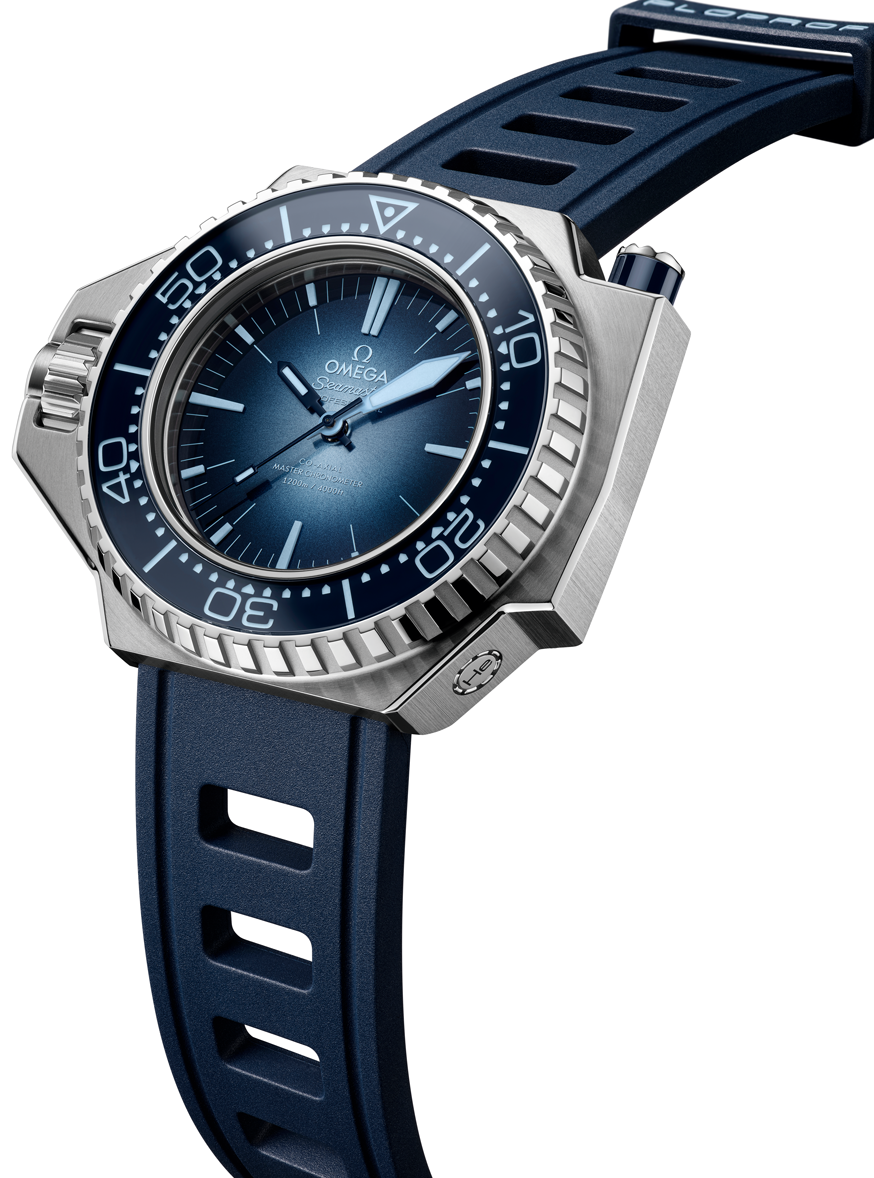 Große Tiefen: Die «Omega Seamaster Ploprof 1200M« wird aus einer neuen Hochleistungs-Edelstahllegierung gefertigt. omegawatches.com 