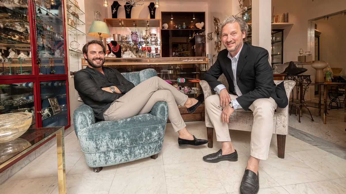 Schwab &amp; Patzl Kunsthande - l
Vielfalt aus vier Jahrhunderten: Der Kunsthandel unter der Leitung von Michael Schwab und Stefan Patzl überzeugt mit einem breiten Sortiment 
ausgewählter Objekte – von Barock bis Gegenwart.
schwab-patzl.com