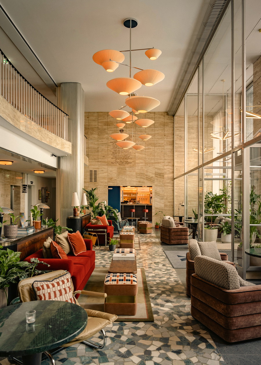 Das ehemalige »Gewerbehaus« in Wien aus den 1950er-Jahren wurde von BWM Architekten ins Designhotel »The Hoxton« verwandelt.