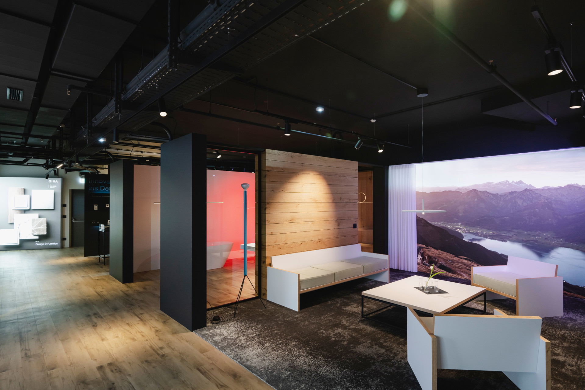 Das »Gira Experience Center« in Salzburg.