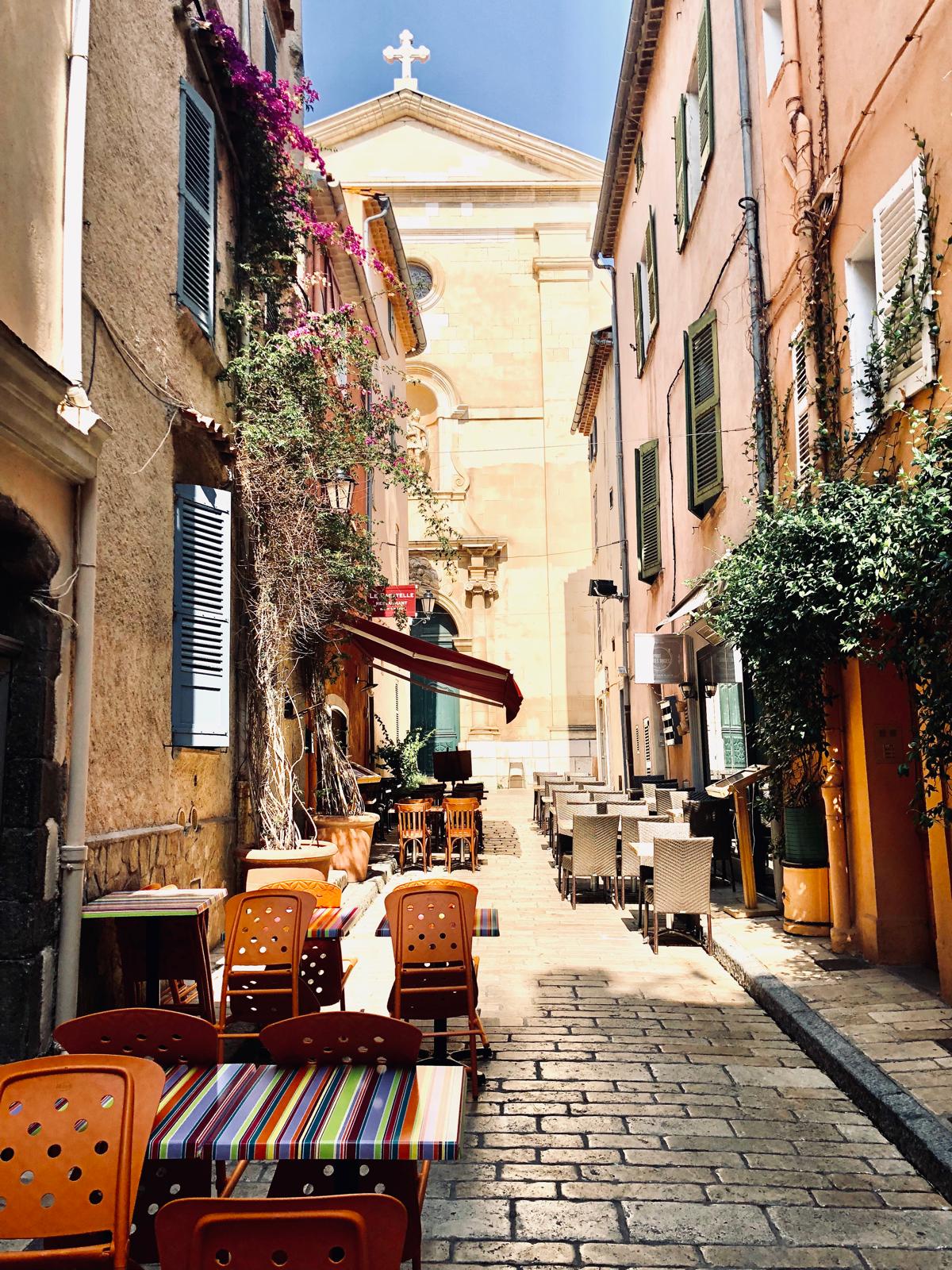 Charmante, geschichtsträchtige Altstadt von Saint-Tropez