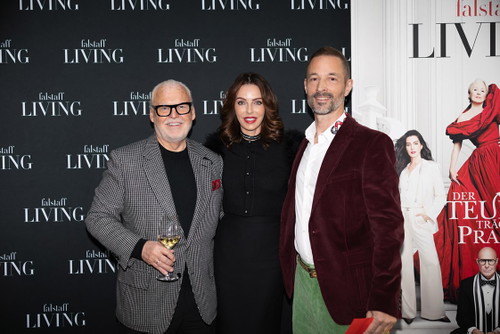 Designer Sebastian Menschhorn mit Angelika &amp; Wolfgang Rosam