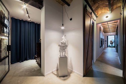Art Gallery House
Badalona, Spain, Interior Design by Clara Lleal