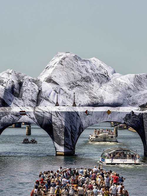 JR ,La Caverne du Pont Neuf, Paris, 2026