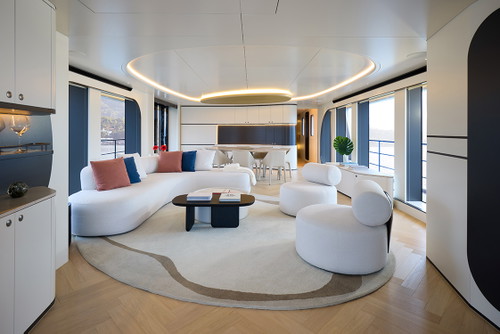 Van der Valk »ONE«, Main Salon