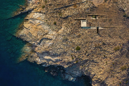 Horizon House
Siros, Greece
ONUS Architecture Studio