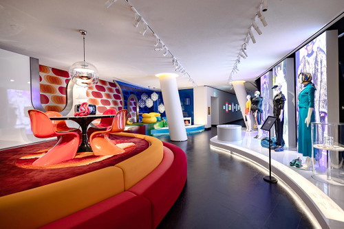 Black Gold Museum, Design and Fashion Period Room