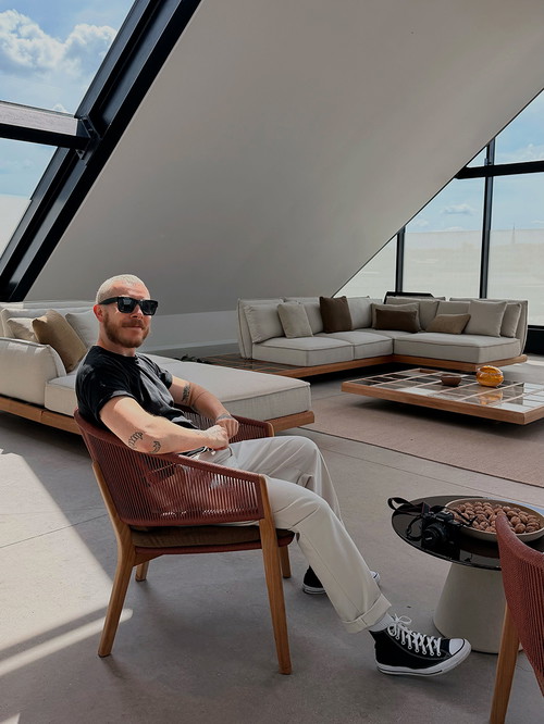 Redakteur Sebastian Krebitz bei Royal Botania