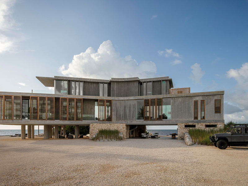 STRANG’s Van der Vlugt Residence, Miami