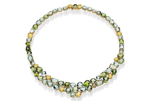Collier mit Saphiren und Turmalinen in 18 Karat Gelbgold.