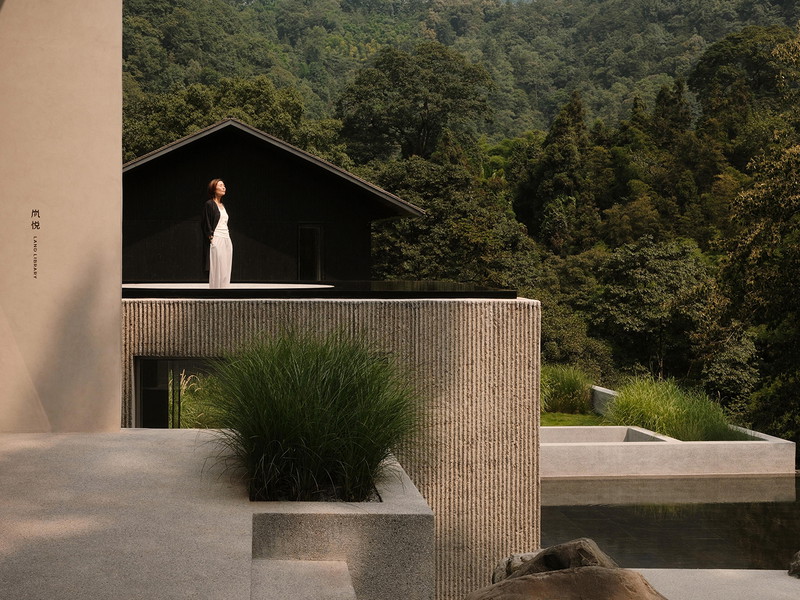 ZOLAND·Emei
Emeishan City, China