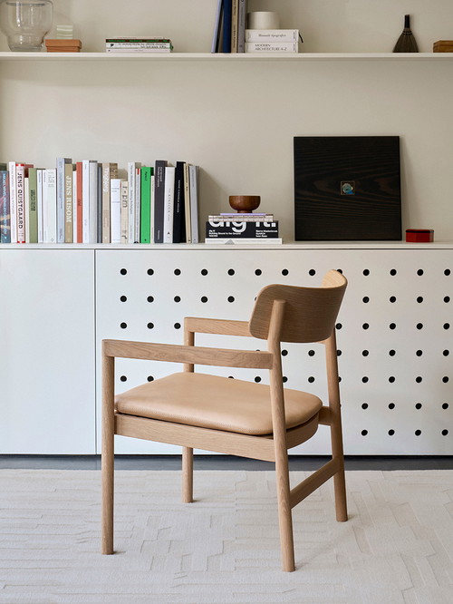 Post Lounge Chair von Cecilie Manz für Fredericia